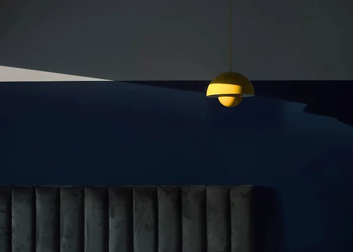 מלון Urban Budget 4*